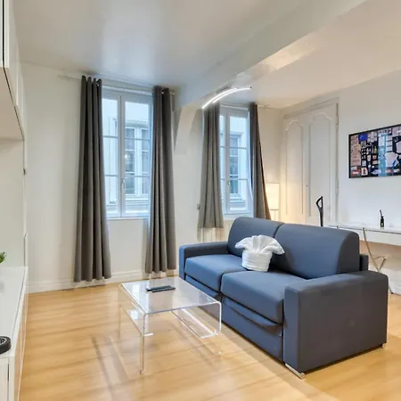 Apartment Le Gainsbourg Coeur De !